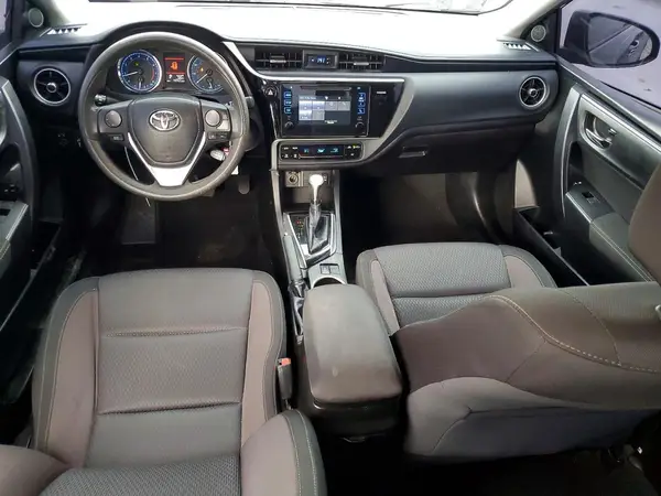 5YFBURHE1HP579731 2017 TOYOTA COROLLA - Image 8