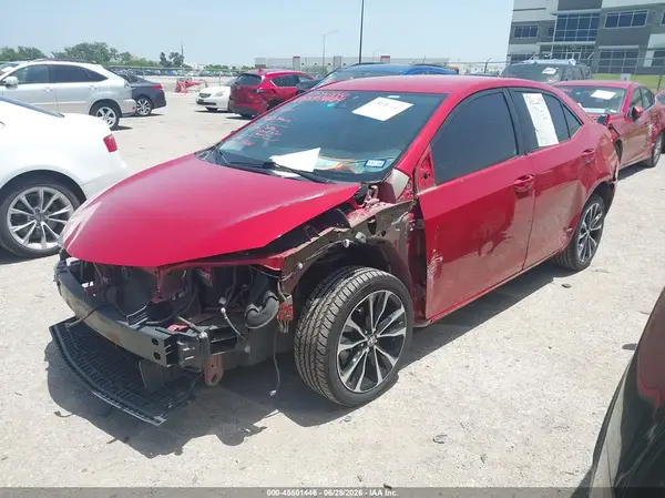 5YFBURHE1HP582306 2017 TOYOTA COROLLA - Image 2