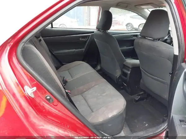5YFBURHE1HP582578 2017 TOYOTA COROLLA - Image 8