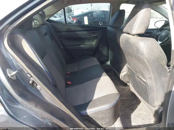 5YFBURHE1HP586081 2017 TOYOTA COROLLA - Image 8