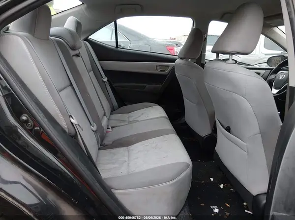 5YFBURHE1HP589126 2017 TOYOTA COROLLA - Image 8