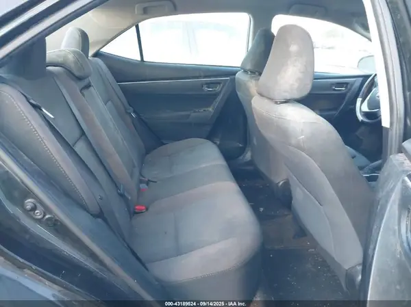 5YFBURHE1HP590812 2017 TOYOTA COROLLA - Image 8