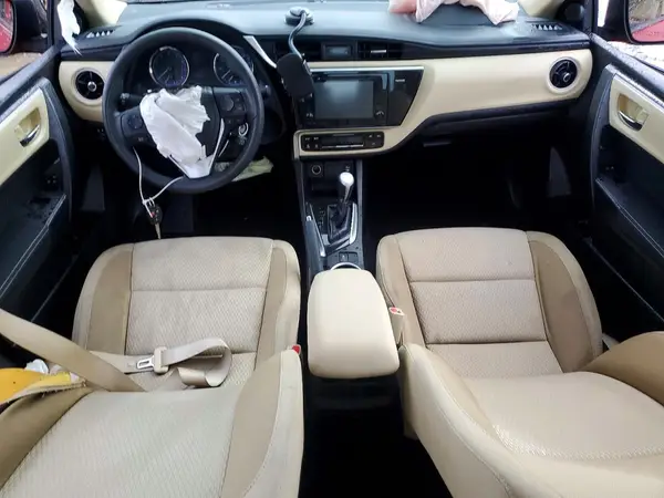 5YFBURHE1HP593435 2017 TOYOTA COROLLA - Image 8