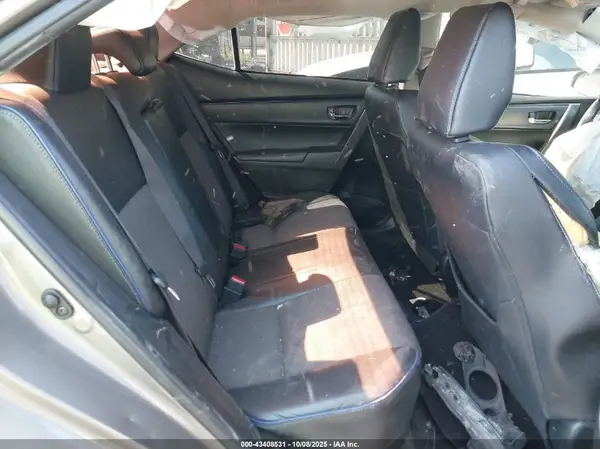 5YFBURHE1HP593483 2017 TOYOTA COROLLA - Image 8
