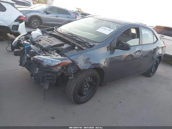 5YFBURHE1HP593760 2017 TOYOTA COROLLA - Image 2