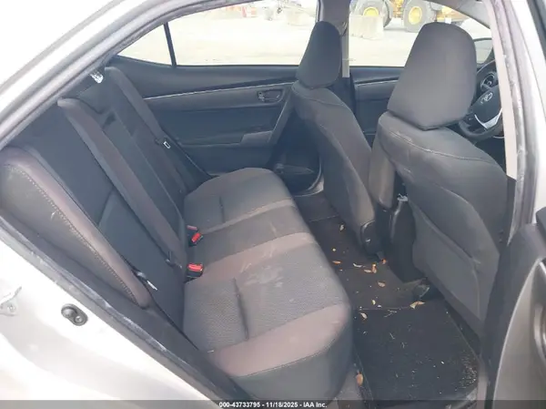 5YFBURHE1HP595055 2017 TOYOTA COROLLA - Image 8