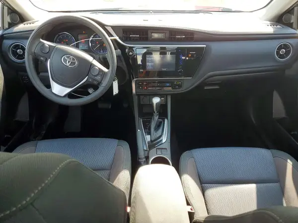 5YFBURHE1HP595265 2017 TOYOTA COROLLA - Image 8