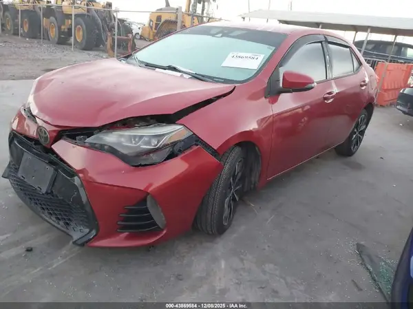 5YFBURHE1HP596173 2017 TOYOTA COROLLA - Image 2