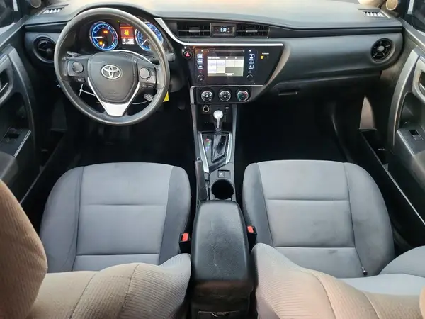 5YFBURHE1HP597212 2017 TOYOTA COROLLA - Image 8