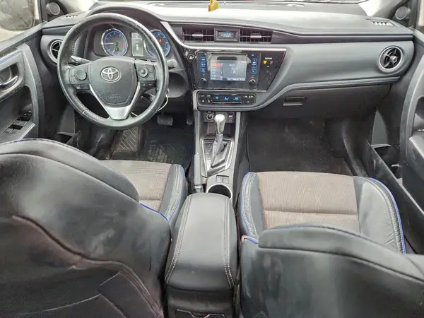 5YFBURHE1HP597940 2017 TOYOTA COROLLA - Image 8