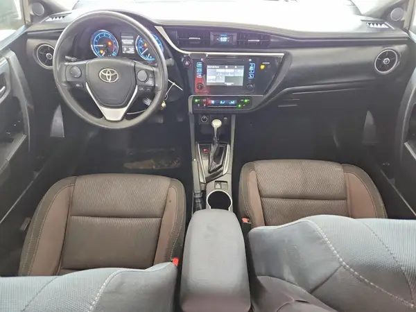 5YFBURHE1HP598196 2017 TOYOTA COROLLA - Image 8