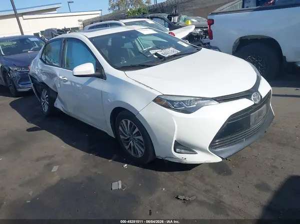 5YFBURHE1HP598814 2017 TOYOTA COROLLA - Image 1