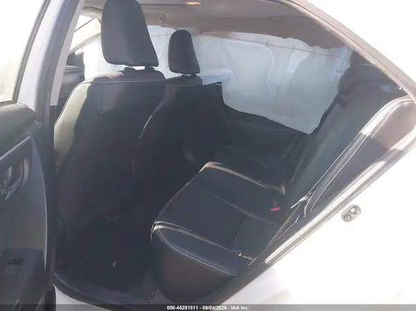5YFBURHE1HP598814 2017 TOYOTA COROLLA - Image 8