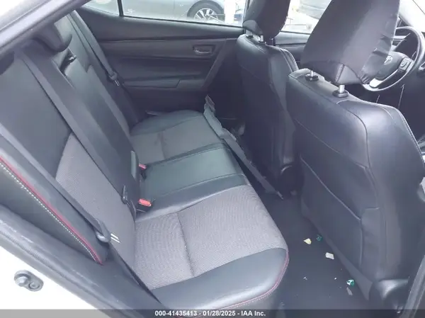 5YFBURHE1HP599770 2017 TOYOTA COROLLA - Image 8