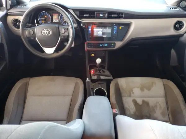 5YFBURHE1HP603879 2017 TOYOTA COROLLA - Image 8