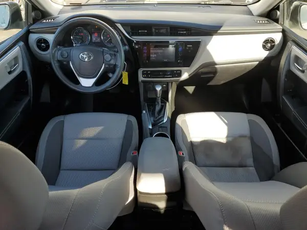 5YFBURHE1HP604224 2017 TOYOTA COROLLA - Image 8