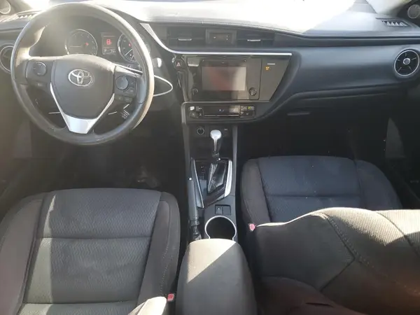 5YFBURHE1HP605566 2017 TOYOTA COROLLA - Image 8