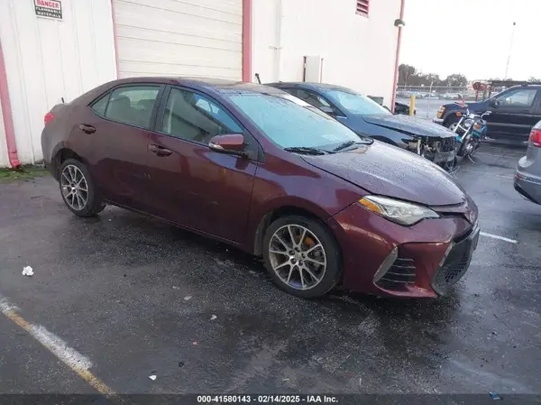 5YFBURHE1HP606359 2017 TOYOTA COROLLA - Image 1