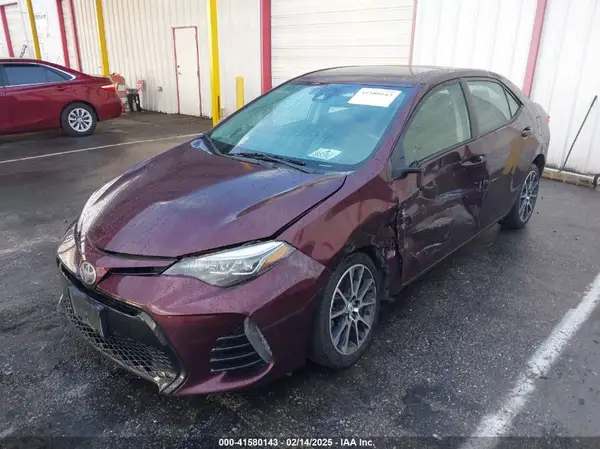 5YFBURHE1HP606359 2017 TOYOTA COROLLA - Image 2