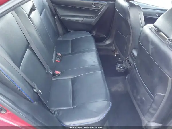 5YFBURHE1HP607205 2017 TOYOTA COROLLA - Image 8