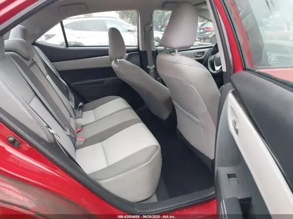 5YFBURHE1HP611562 2017 TOYOTA COROLLA - Image 8