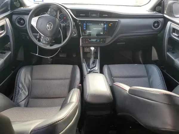 5YFBURHE1HP612016 2017 TOYOTA COROLLA - Image 8