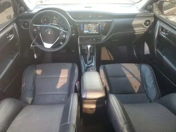 5YFBURHE1HP616406 2017 TOYOTA COROLLA - Image 8