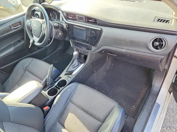 5YFBURHE1HP617622 2017 TOYOTA COROLLA - Image 8
