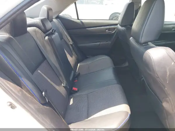 5YFBURHE1HP618754 2017 TOYOTA COROLLA - Image 8