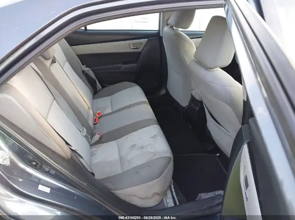 5YFBURHE1HP619516 2017 TOYOTA COROLLA - Image 8