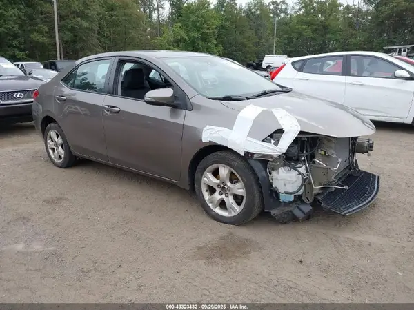 5YFBURHE1HP621282 2017 TOYOTA COROLLA - Image 1