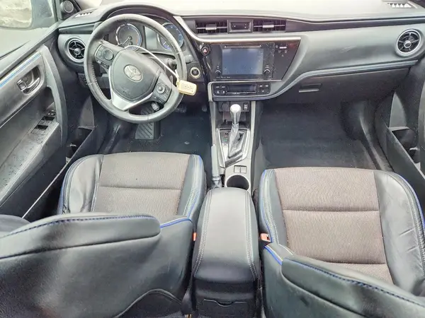 5YFBURHE1HP623839 2017 TOYOTA COROLLA - Image 8