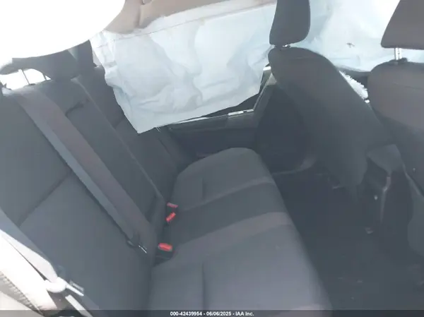 5YFBURHE1HP625235 2017 TOYOTA COROLLA - Image 8