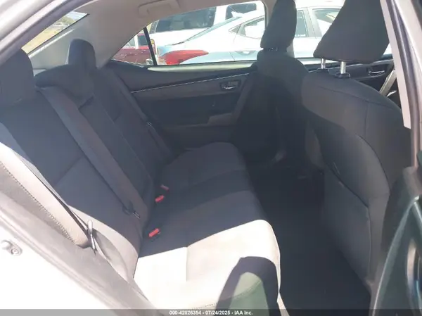 5YFBURHE1HP626417 2017 TOYOTA COROLLA - Image 8