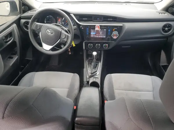 5YFBURHE1HP626899 2017 TOYOTA COROLLA - Image 8