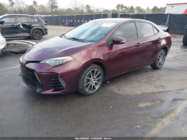 5YFBURHE1HP628734 2017 TOYOTA COROLLA - Image 2