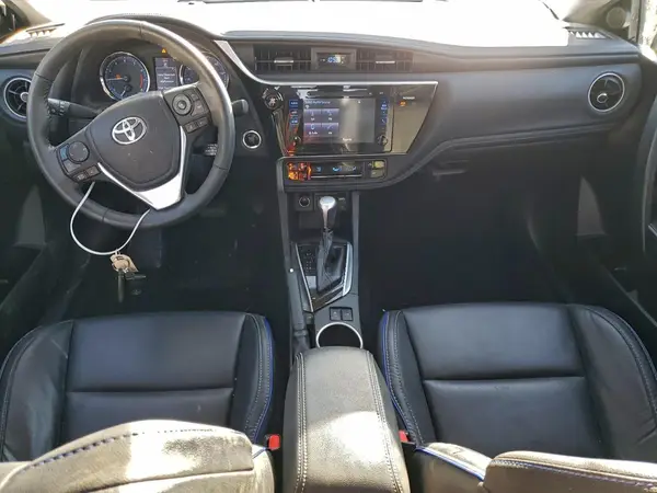 5YFBURHE1HP631813 2017 TOYOTA COROLLA - Image 8