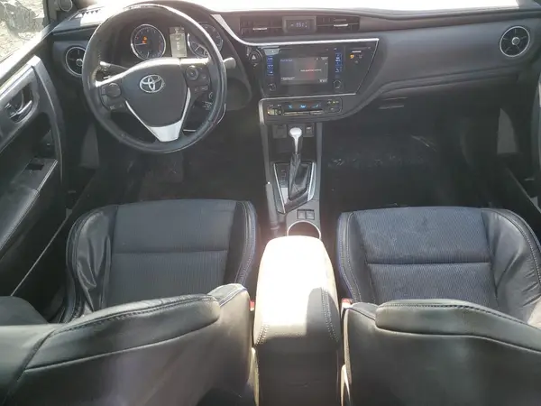 5YFBURHE1HP633187 2017 TOYOTA COROLLA - Image 8