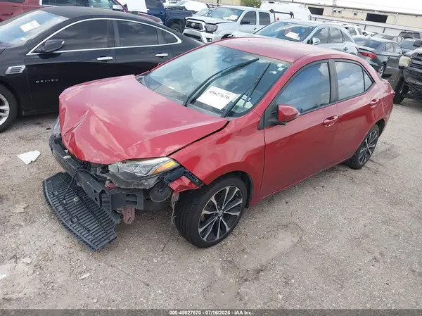 5YFBURHE1HP633819 2017 TOYOTA COROLLA - Image 2