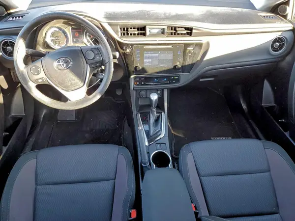 5YFBURHE1HP634405 2017 TOYOTA COROLLA - Image 8