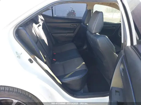 5YFBURHE1HP634954 2017 TOYOTA COROLLA - Image 8