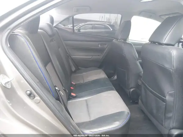 5YFBURHE1HP636123 2017 TOYOTA COROLLA - Image 8