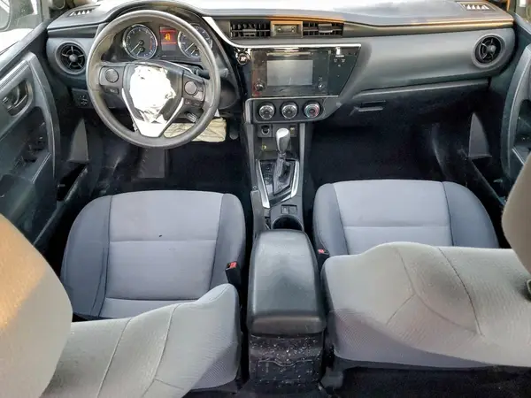 5YFBURHE1HP636963 2017 TOYOTA COROLLA - Image 8