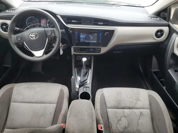 5YFBURHE1HP638308 2017 TOYOTA COROLLA - Image 8