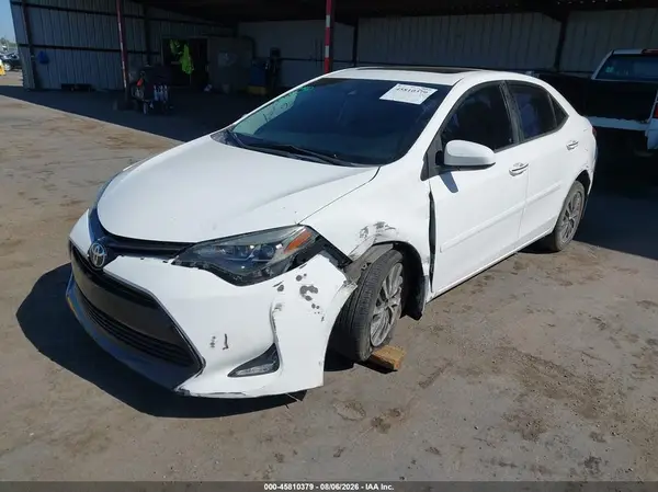 5YFBURHE1HP639247 2017 TOYOTA COROLLA - Image 2