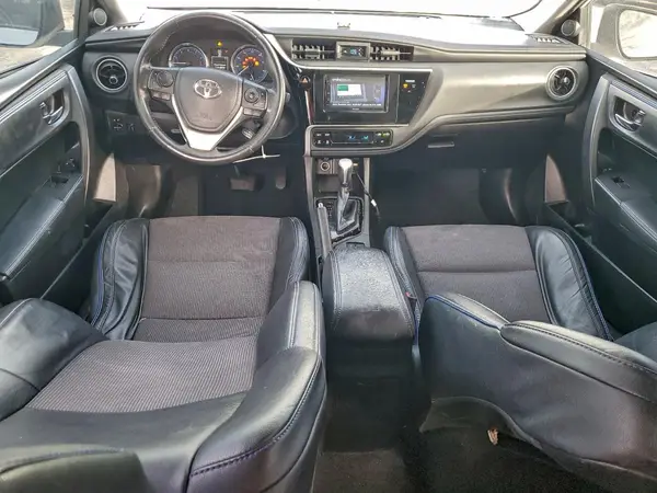 5YFBURHE1HP639457 2017 TOYOTA COROLLA - Image 8