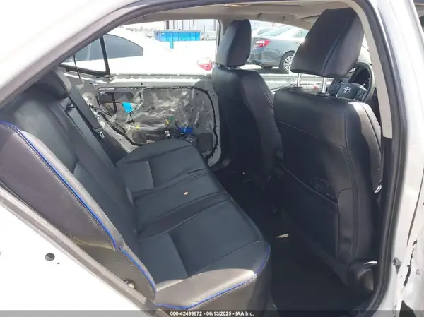 5YFBURHE1HP639944 2017 TOYOTA COROLLA - Image 8