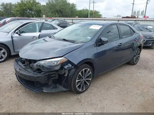 5YFBURHE1HP641421 2017 TOYOTA COROLLA - Image 2