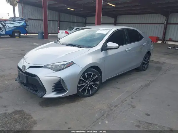 5YFBURHE1HP642794 2017 TOYOTA COROLLA - Image 2