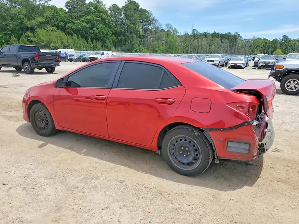 5YFBURHE1HP644934 2017 TOYOTA COROLLA - Image 2